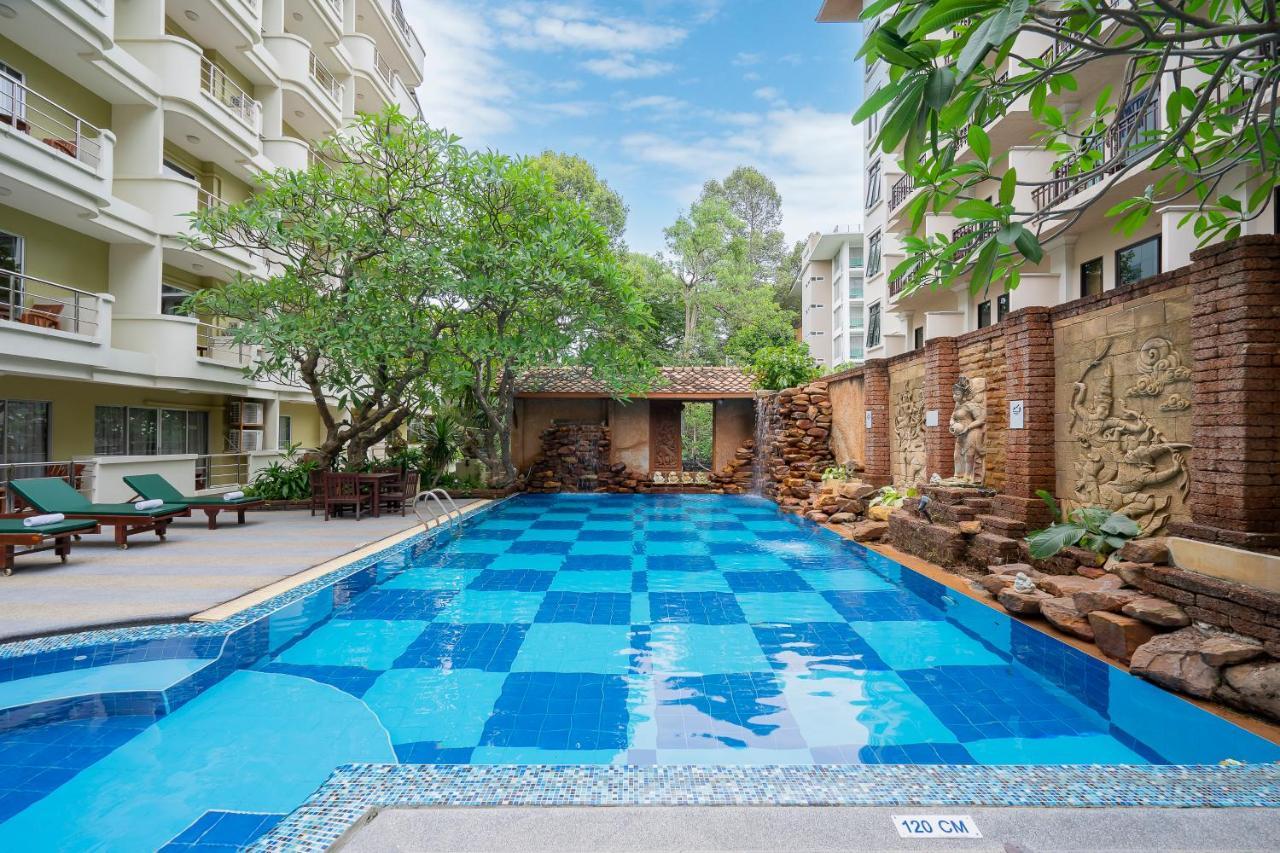 Bella Villa Prima Pattaya Exterior foto